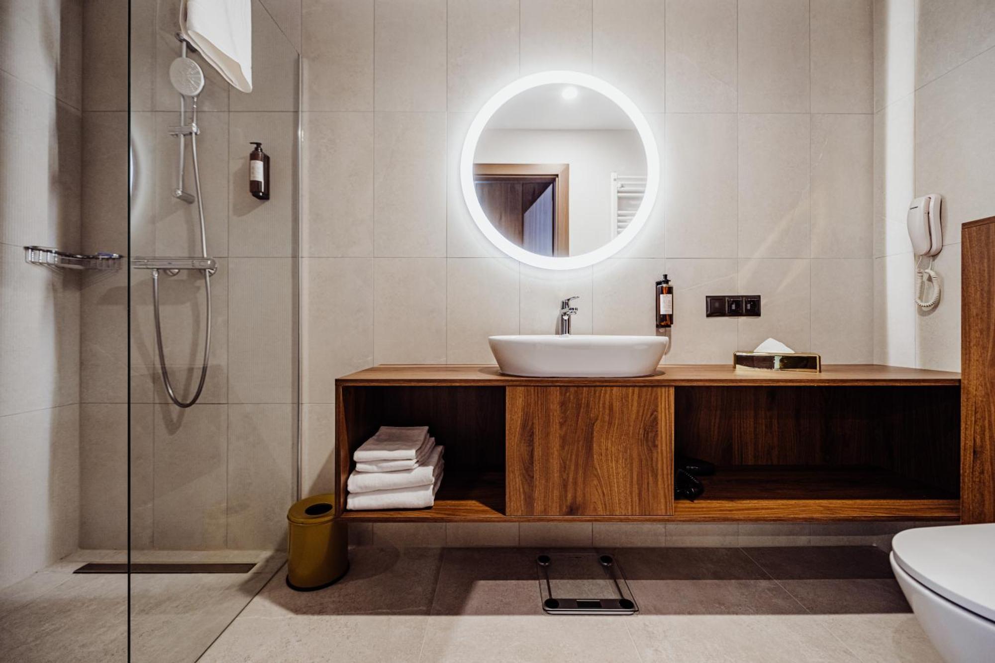 Elements Hotel&Spa Свєрадув-Здруй Екстер'єр фото Bathroom