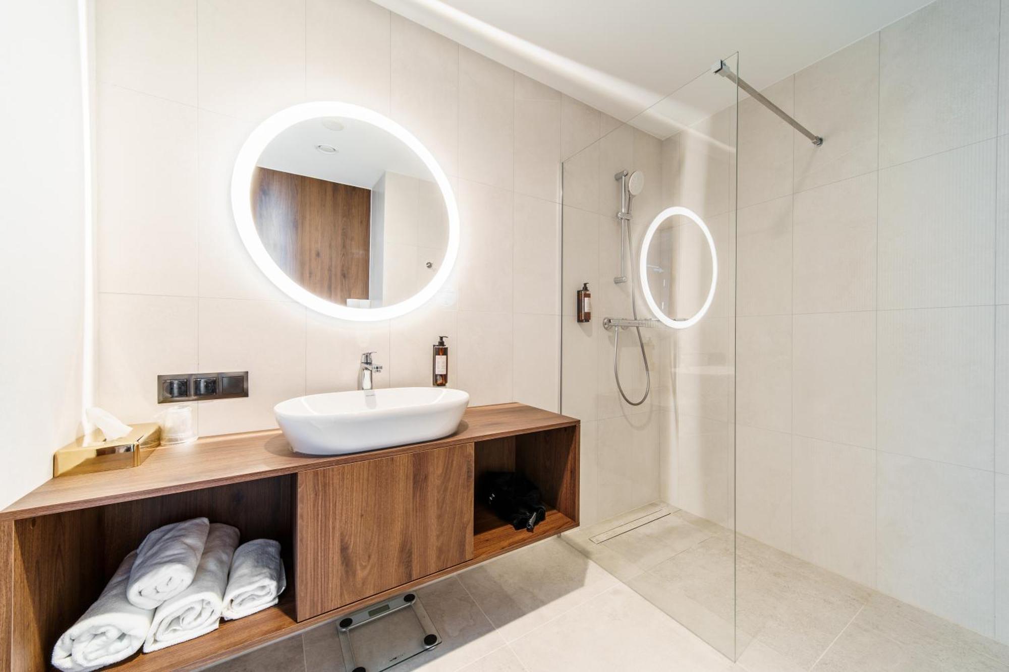 Elements Hotel&Spa Свєрадув-Здруй Екстер'єр фото Bathroom