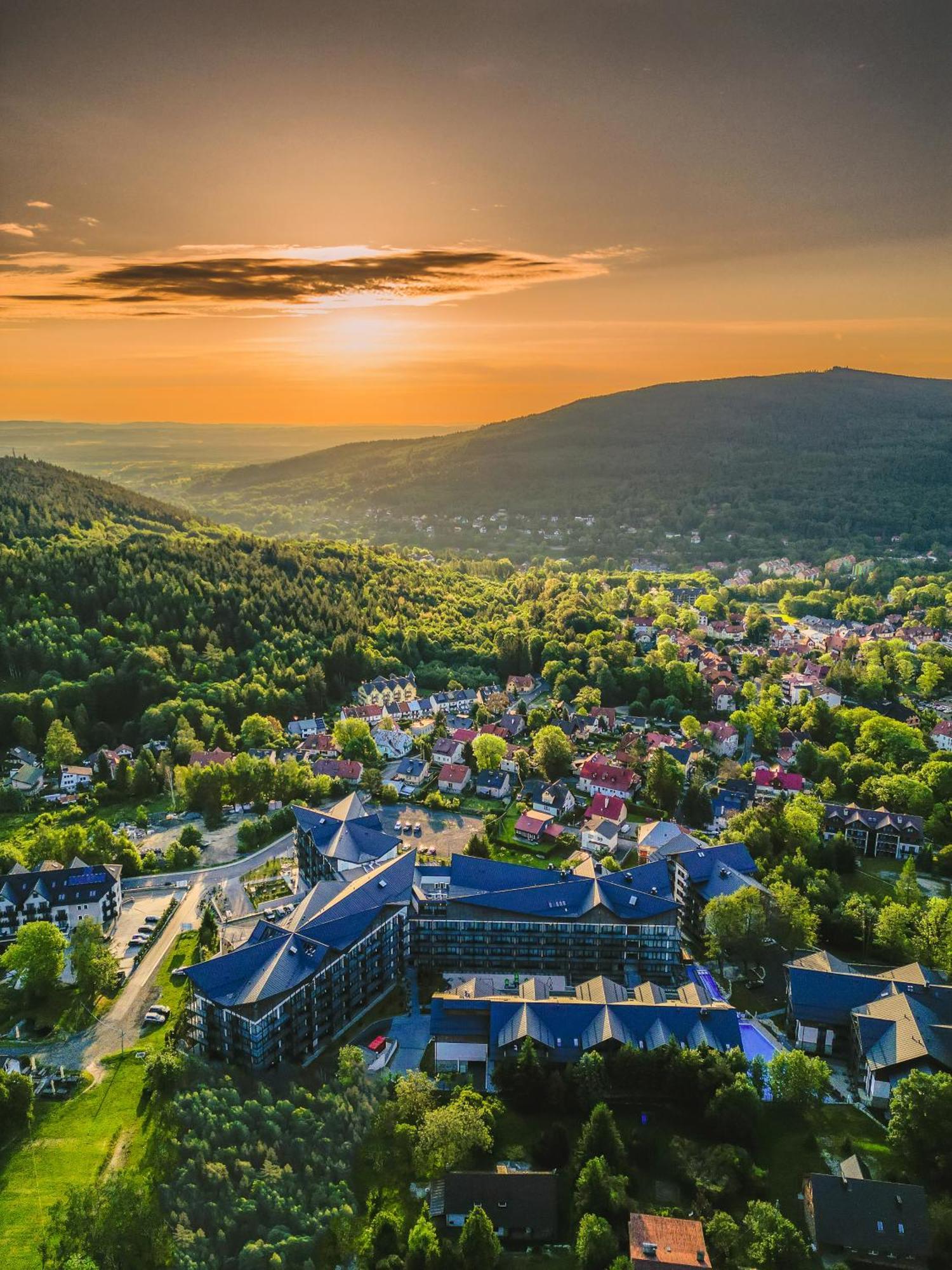 Elements Hotel&Spa Свєрадув-Здруй Екстер'єр фото Aerial view